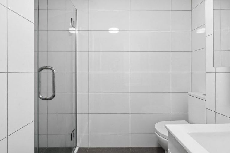 Photo of property in Canvas Apartments, 1/307 Willis Street, Te Aro, Wellington, 6011