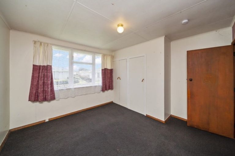 Photo of property in 3 Mcguire Street, Hawera, 4610