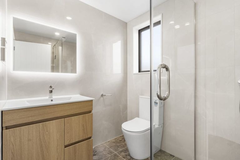 Photo of property in 31c Stanniland Street, Sunnyhills, Auckland, 2010