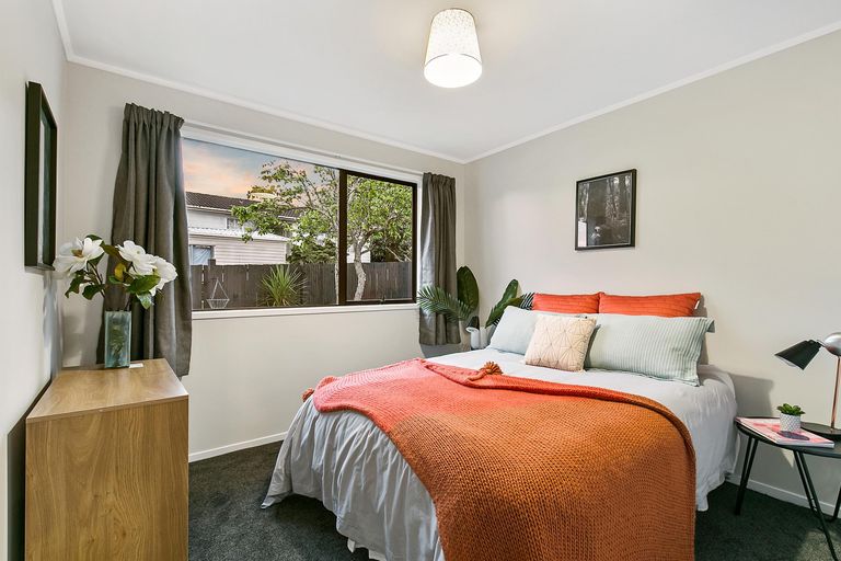 Photo of property in 7 Holborn Place, Papatoetoe, Auckland, 2025