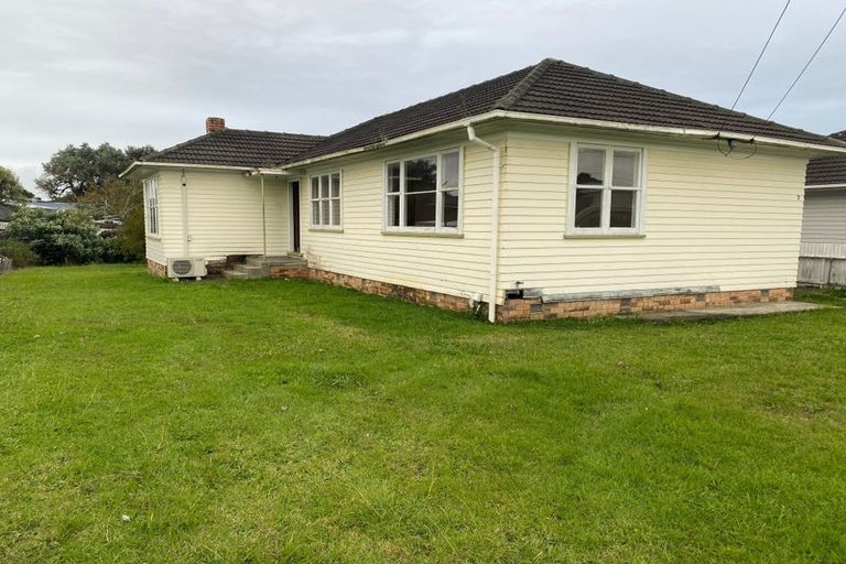 Photo of property in 7 Jordan Road, Mangere, Auckland, 2022
