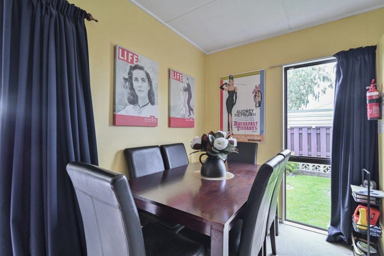 Photo of property in 3/1107 Saint Aubyn, Parkvale, Hastings, 4122