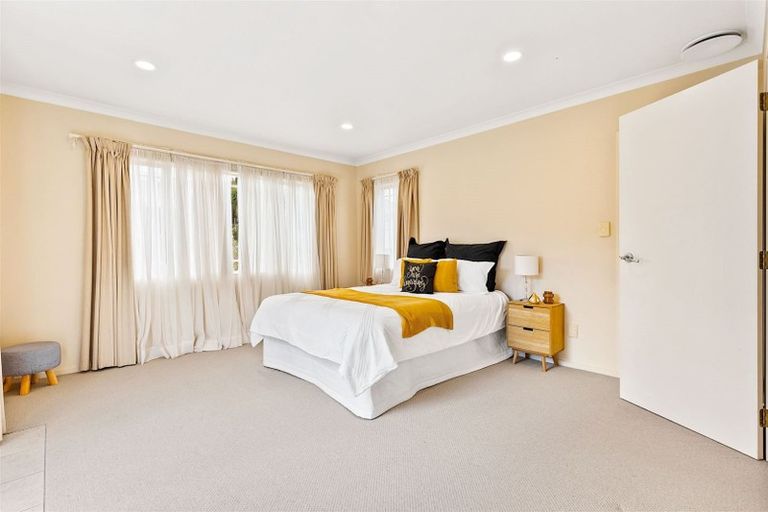 Photo of property in 77c Colwill Road, Massey, Auckland, 0614