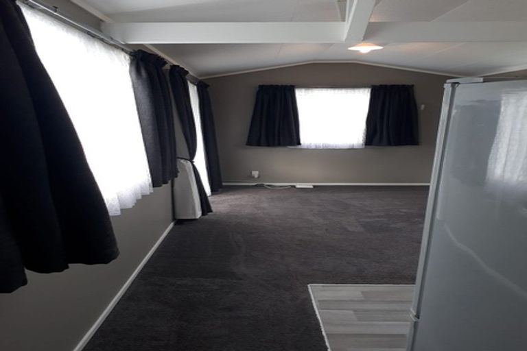 Photo of property in 4 Mersey Terrace, Roslyn, Palmerston North, 4414