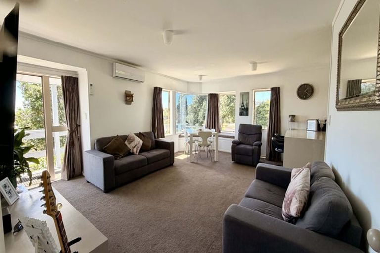 Photo of property in 15 Upland Street, Brookfield, Tauranga, 3110