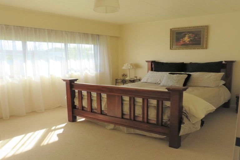 Photo of property in 28 Rutherford Street, Wairoa, 4108