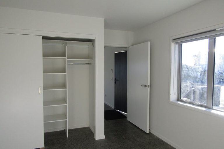 Photo of property in 2 Taiaroa Street, Strathmore Park, Wellington, 6022