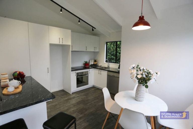 Photo of property in 92c/2 Englefield Road, Northwood, Christchurch, 8051