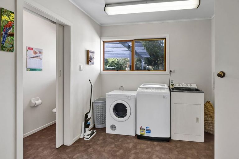 Photo of property in 116 Weraroa Road, Waverley, 4510