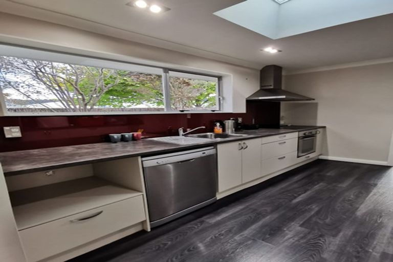Photo of property in 20a Montgomery Street, Stokes Valley, Lower Hutt, 5019