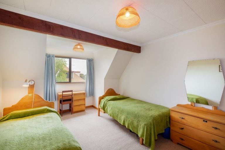 Photo of property in 29 Celia Street, Redcliffs, Christchurch, 8081