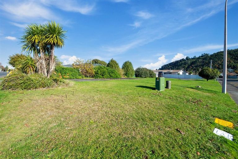 Photo of property in 2a - Kea Street, Fairy Springs, Rotorua, 3015