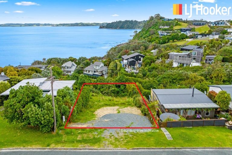 Photo of property in 22 Barrier View Road, Leigh, 0985