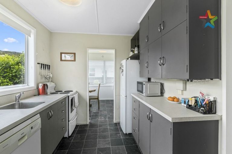 Photo of property in 9 Kerepehi Grove, Wainuiomata, Lower Hutt, 5014