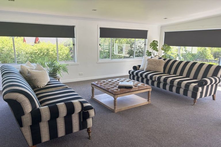 Photo of property in 10 Wallace Road, Waipukurau, 4200