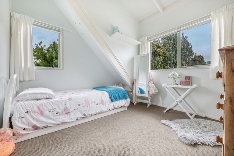 Photo of property in 205d Henderson Valley Road, Henderson, Auckland, 0612