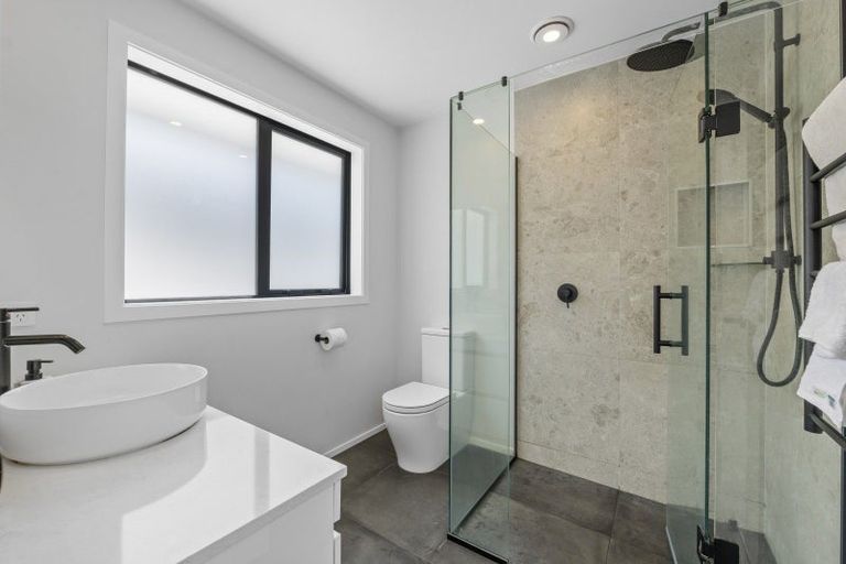 Photo of property in 40 Barrett Road, Whalers Gate, New Plymouth, 4310