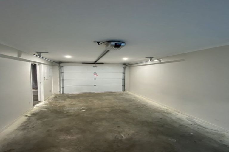 Photo of property in 8b Martin Road, Manurewa, Auckland, 2102