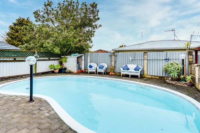 Photo of property in 10 Cardiff Place, Tamatea, Napier, 4112