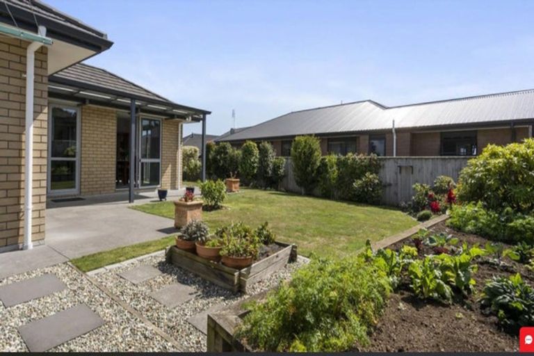 Photo of property in 56b Alberta Road, Glen Avon, New Plymouth, 4312