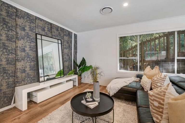 Photo of property in 111 Salamanca Road, Sunnynook, Auckland, 0620