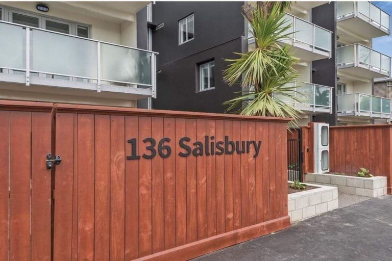 Photo of property in 10/136 Salisbury Street, Christchurch Central, Christchurch, 8013