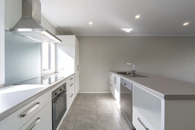 Photo of property in 6 Anna Jean Crescent, Flagstaff, Hamilton, 3210