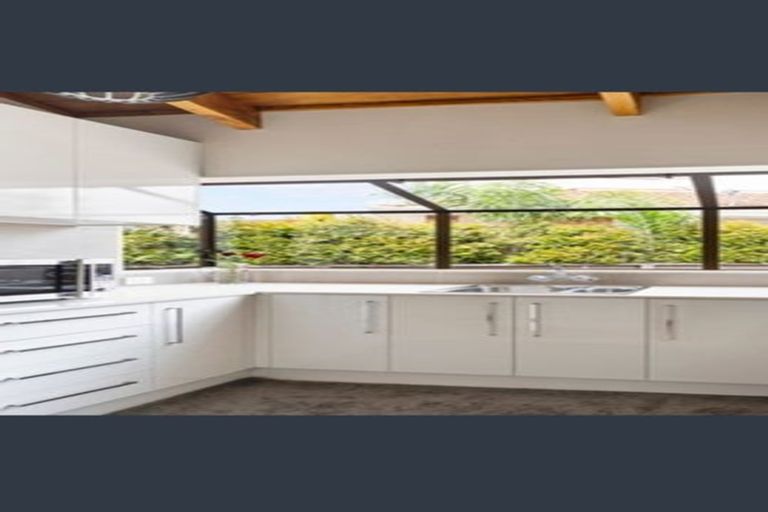 Photo of property in 2/62 Weymouth Road, Manurewa, Auckland, 2102