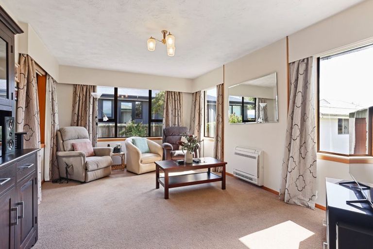 Photo of property in 77 Mackenzie Avenue, Woolston, Christchurch, 8023