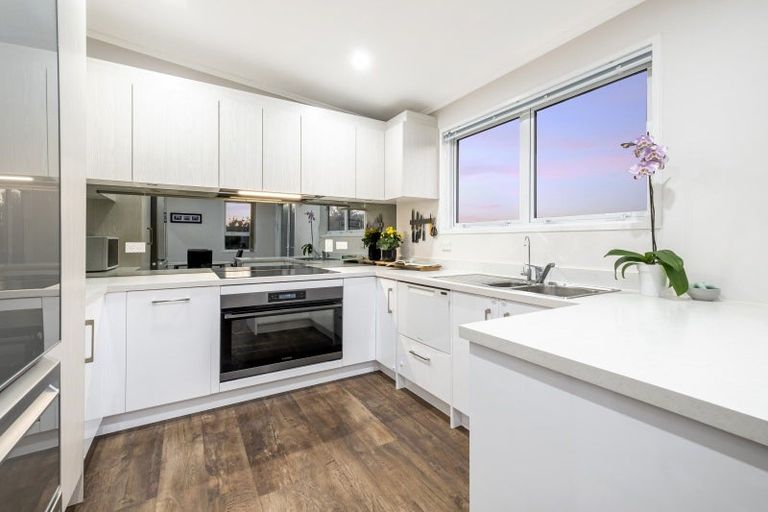 Photo of property in 8 Japonica Crescent, Ranui, Porirua, 5024
