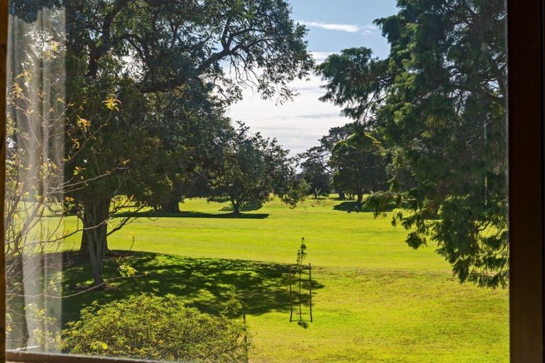 Photo of property in 13 Berwick Place, Mount Maunganui, 3116