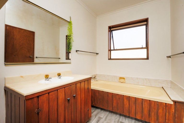 Photo of property in 26 Moyne Avenue, Milson, Palmerston North, 4414