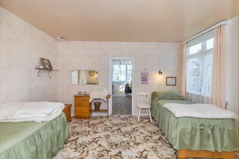 Photo of property in 28 Durham Street, Levin, 5510