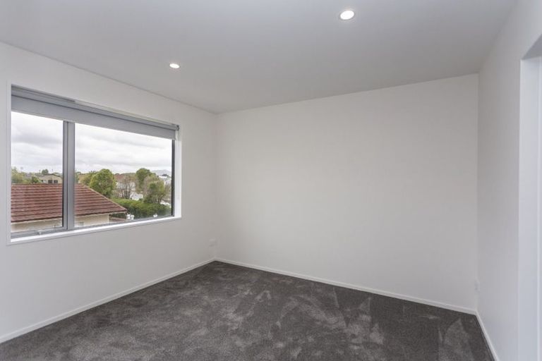 Photo of property in 12 Peverel Street, Riccarton, Christchurch, 8011