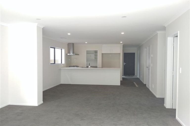 Photo of property in 51 Melksham Drive, Churton Park, Wellington, 6037