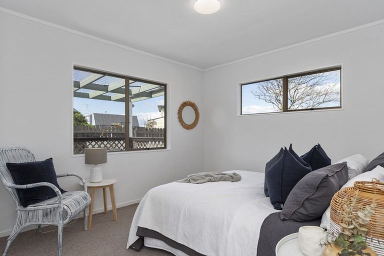 Photo of property in 51 Lagoon Place, Poike, Tauranga, 3112