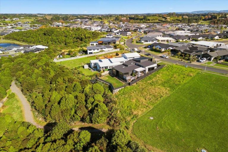 Photo of property in 169 Penetaka Heights, Pyes Pa, Tauranga, 3112
