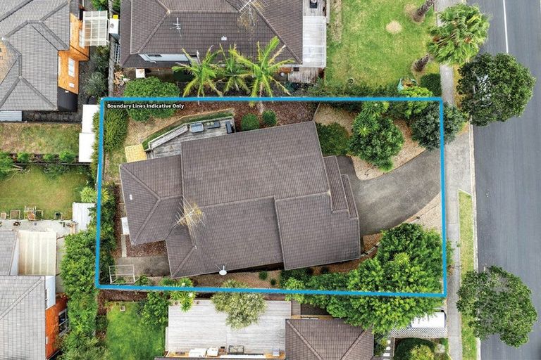 Photo of property in 12 Jelas Road, Red Beach, 0932