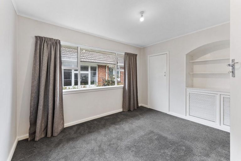 Photo of property in 39 Acacia Avenue, Upper Riccarton, Christchurch, 8041