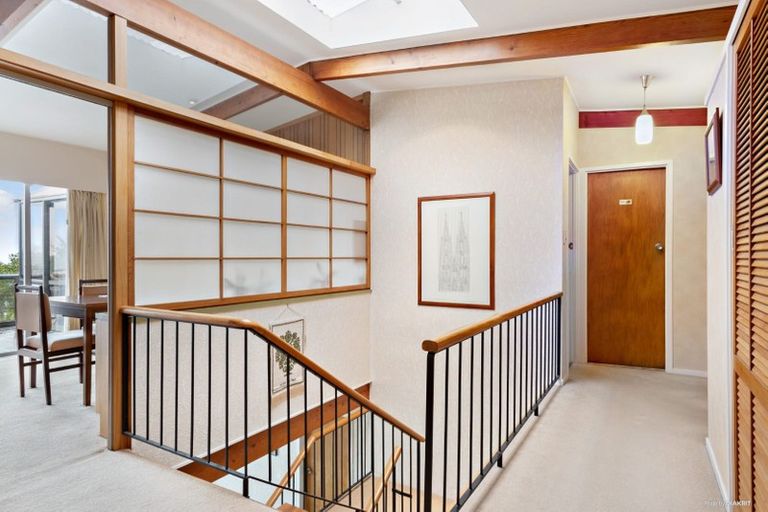 Photo of property in 18 Speedy Crescent, Hillcrest, Auckland, 0627