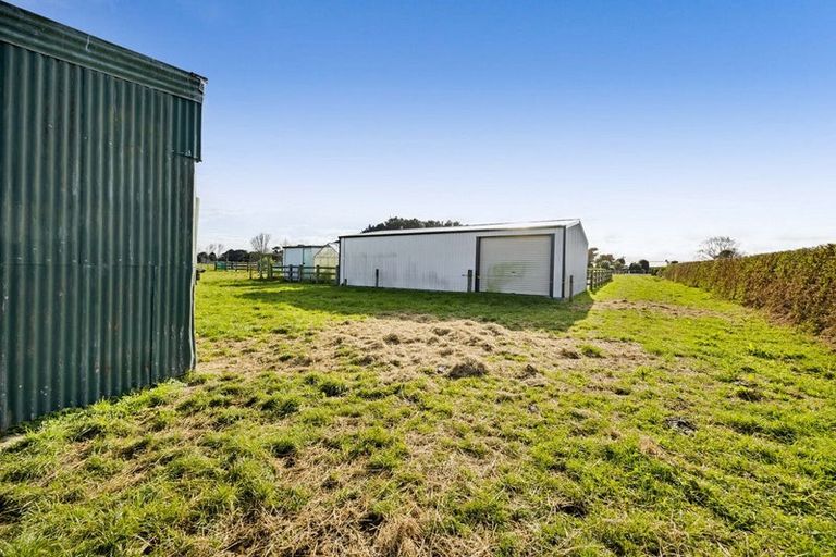 Photo of property in 105 Mawhitiwhiti Road, Normanby, Hawera, 4675