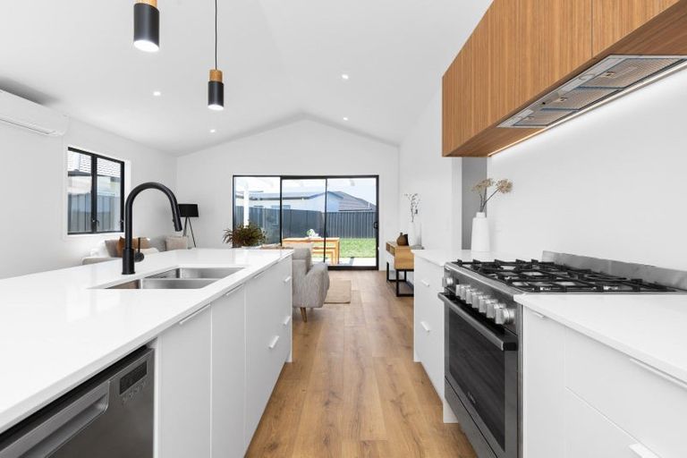 Photo of property in 20 Ruapehu Road, Poraiti, Napier, 4112