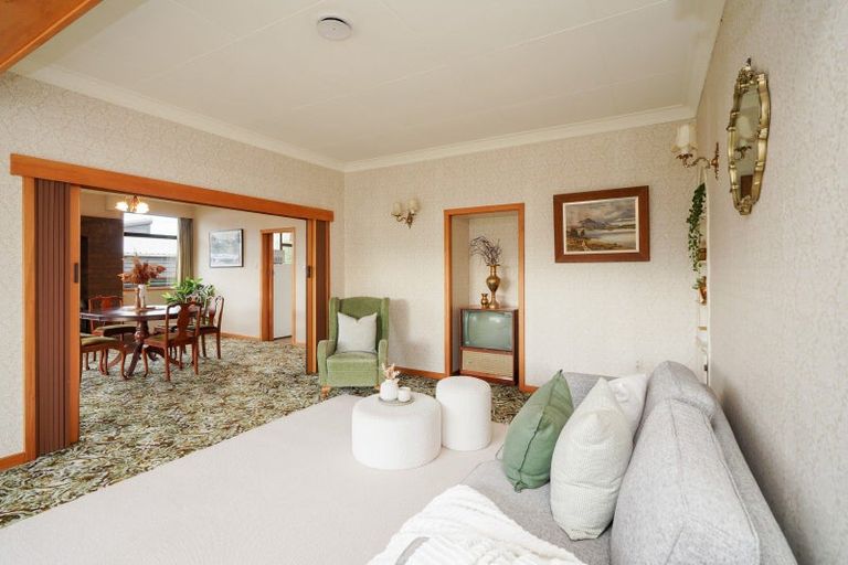 Photo of property in 25 Albert Street, Winton, 9720