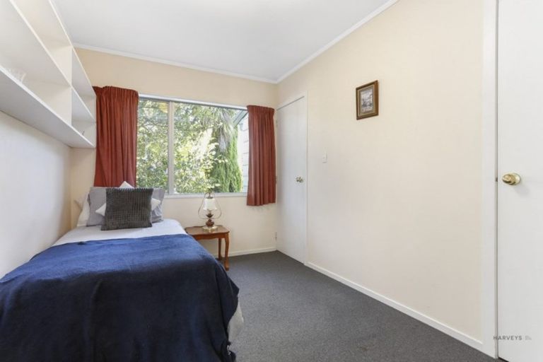 Photo of property in 1/83 Mcleod Road, Te Atatu South, Auckland, 0610