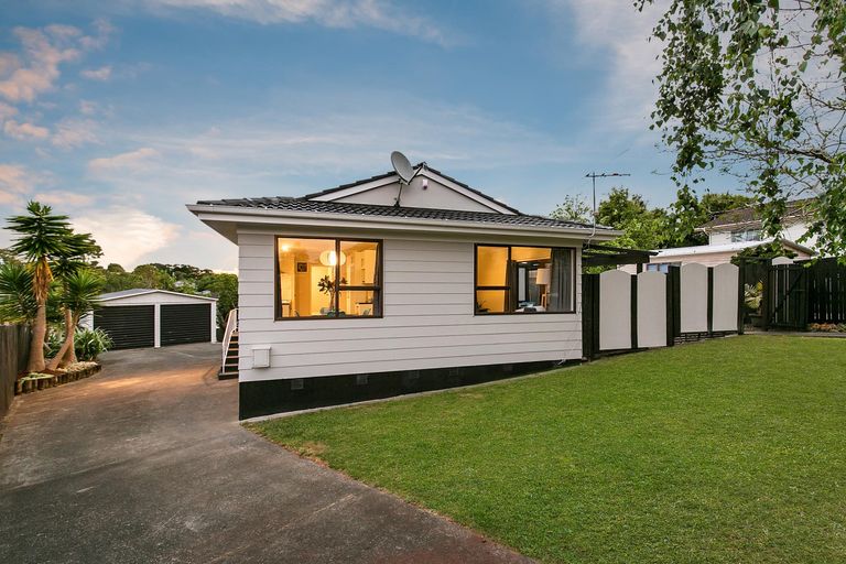 Photo of property in 7 Holborn Place, Papatoetoe, Auckland, 2025