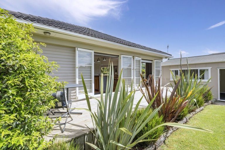 Photo of property in 12 George Street, Riverhead, 0820