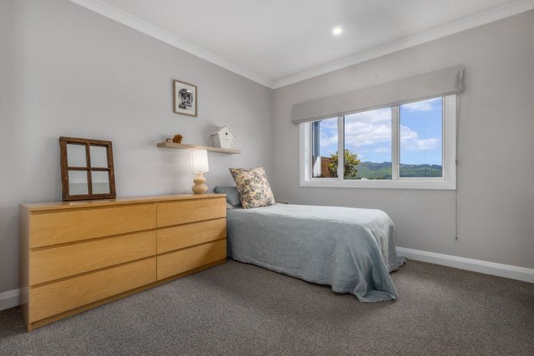 Photo of property in 9 Baxters Rise, Aotea, Porirua, 5024