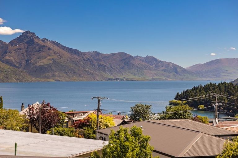 Photo of property in 20 Panorama Terrace, Queenstown, 9300