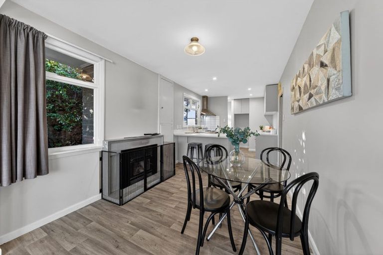 Photo of property in 18a Coopers Road, Dallington, Christchurch, 8061