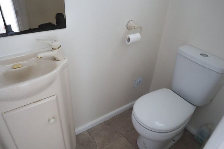 Photo of property in 10 Ravenna Street, Avonhead, Christchurch, 8042